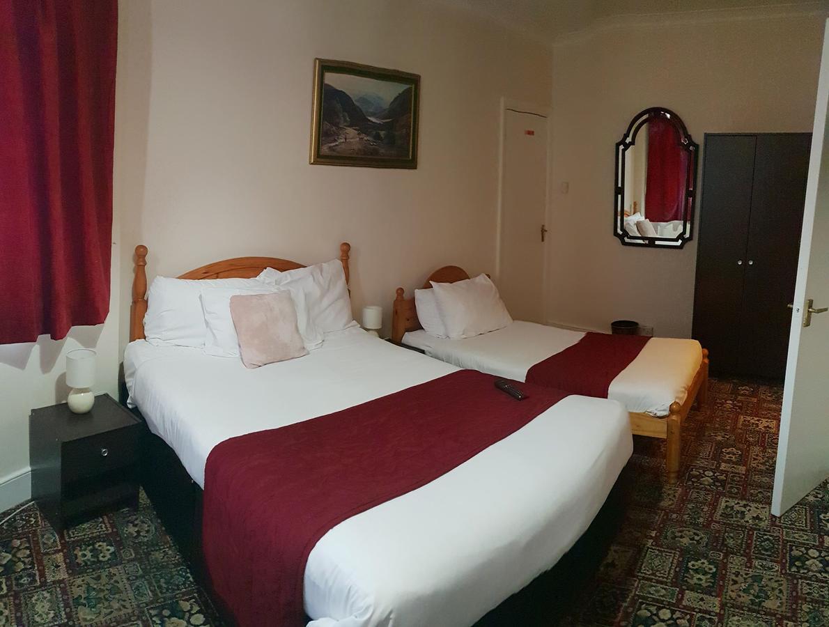 Harrow Bed & Breakfast Гарроу Екстер'єр фото